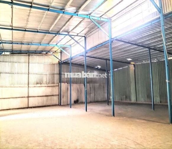 Xưởng 560m2 - Xe Container - Bà Điểm Hóc Môn.