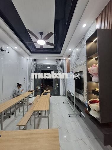 BÁN NHÀ 2 TẦNG - 2 MÊ ĐÚC KIỆT Ô TÔ TÔN ĐẢN - ĐÀ NẴNG