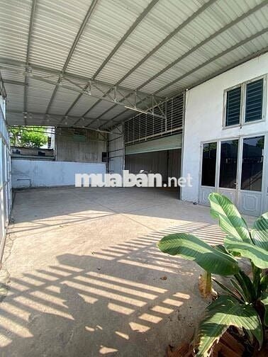 Cho thuê kho, xưởng 1050m2 Hóc Môn gần Ql22