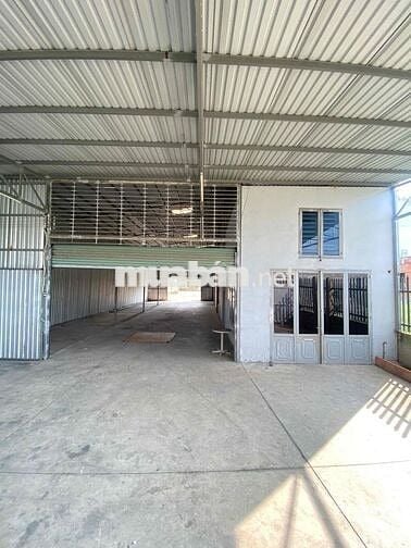 Cho thuê kho, xưởng 1050m2 Hóc Môn gần Ql22