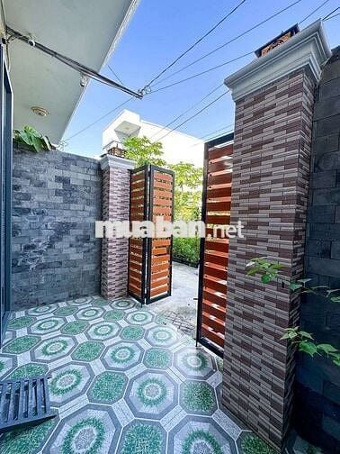 NHÀ TRỆT LẦU ĐẸP - HẺM 11 NGUYỄN VĂN LINH