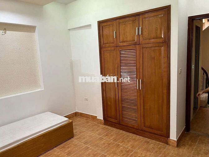 Cho thuê nhà Chính chủ Hà Đông - 4 tầng 4 ngủ - tiện ích đầy đủ