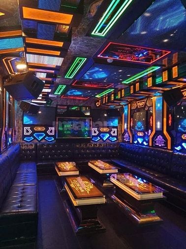 Cần bán tòa nhà 5Tầng kinh doanh tổ hợp Bar&Karaoke Trung Mỹ Tây Q.12