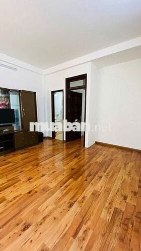 Chính chủ bán nhà 35m2 x 5 tầng ngõ 6 phố Vĩnh Phúc, Ba Đình