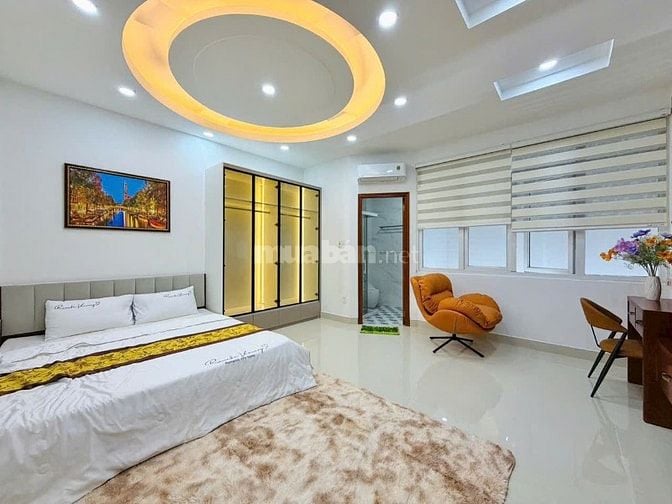 Nhà 5 tầng 5X21m HXH thông gần Emart tặng lại hết nội thất mới, 12.9T