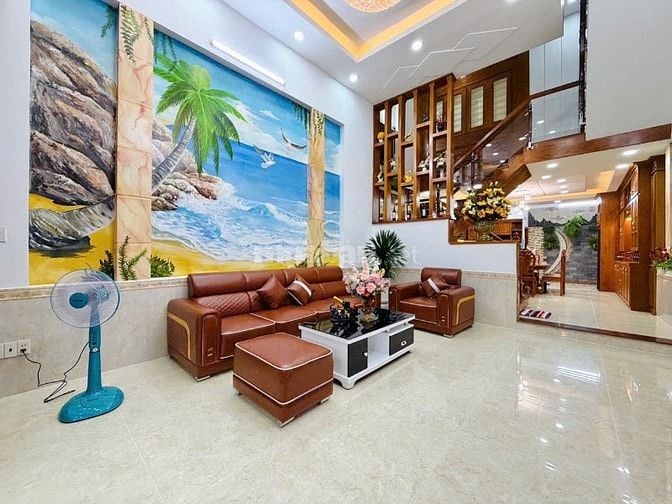 Nhà 5 tầng 5X21m HXH thông gần Emart tặng lại hết nội thất mới, 12.9T