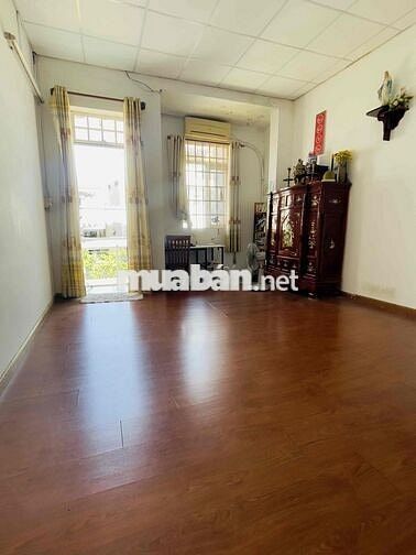 CHO THUÊ NHÀ FULL NỘI THẤT - 130M2 -  HẺM XH, ĐỐI DIỆN VẠN PHÚC