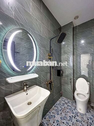 NHÀ TRỆT LẦU ĐẸP - HẺM 11 NGUYỄN VĂN LINH