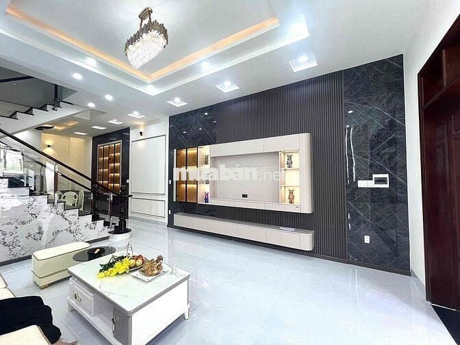 Nhà mặt tiền Phường Phú Tân mới