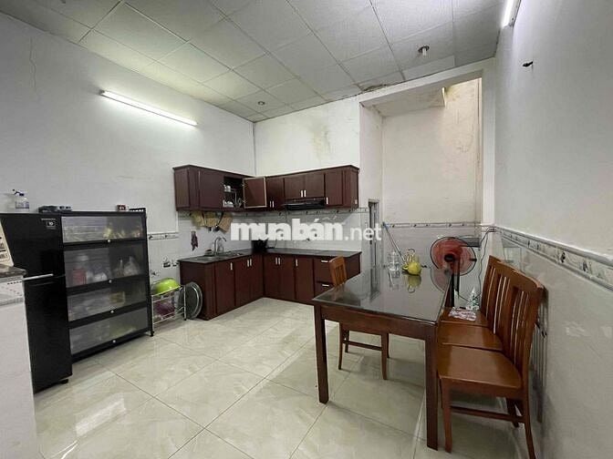 CHO THUÊ NHÀ FULL NỘI THẤT - 130M2 -  HẺM XH, ĐỐI DIỆN VẠN PHÚC