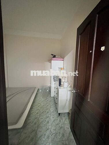 Bán căn hộ, tầng 2, chung cư 43 Hồ Văn Huê, Phường Đức Nhuận, TPHCM