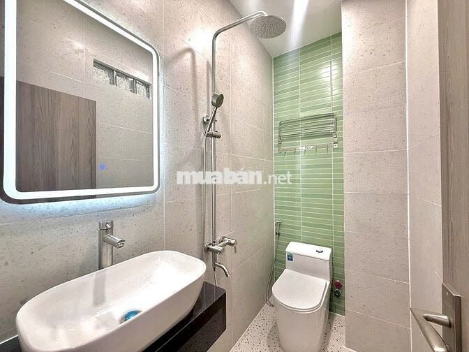 BÁN NHÀ HUỲNH VĂN BÁNH P.13 PHÚ NHUẬN 3 TẦNG FULL NT 33M2 - 6,85T TL