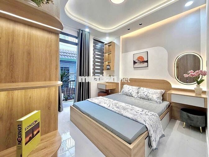 BÁN NHÀ HUỲNH VĂN BÁNH P.13 PHÚ NHUẬN 3 TẦNG FULL NT 33M2 - 6,85T TL