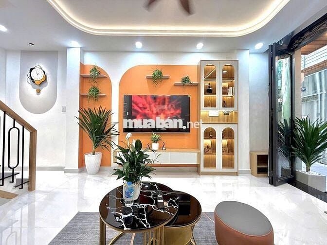 BÁN NHÀ HUỲNH VĂN BÁNH P.13 PHÚ NHUẬN 3 TẦNG FULL NT 33M2 - 6,85T TL