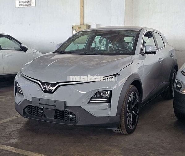 VF6 Plus TC1 xám 2025 - Xe hiếm sẵn kho giao ngay