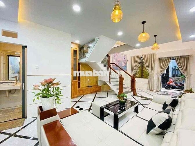 NHÀ TRUNG TÂM GÒ VẤP NGANG 5M HẺM Ô TÔ