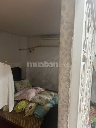 Chính chủ bán căn hộ chung cư căn góc lầu 1 só 26 Ngô Quyền p6 Q5.