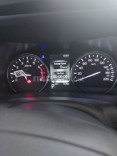 Tôi.cần bán xe avanza ,màu trắng số tự động