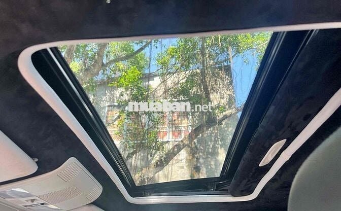 Mitsubishi Outlander siêu mới.