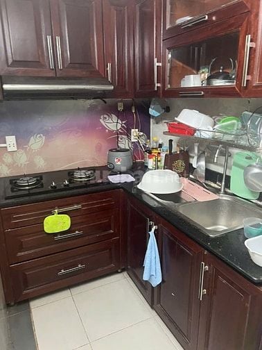 Chính chủ bán căn hộ chung cư căn góc lầu 1 só 26 Ngô Quyền p6 Q5.