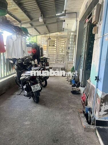 Nhà phố trệt lầu. Có 2PN. Sổ hồng chính chủ. Tại Lê Văn Lương - NB