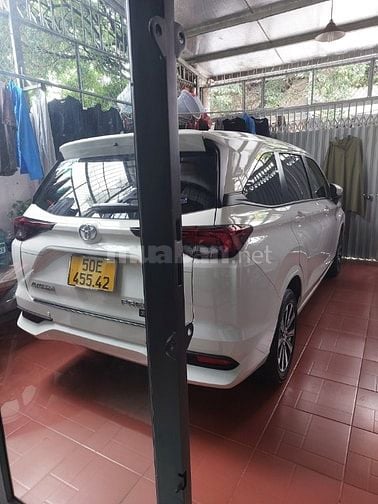 Tôi.cần bán xe avanza ,màu trắng số tự động