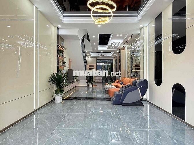 nhà sổ riêng hoàn công. sân ô tô nội thất cao cấp.thuận an