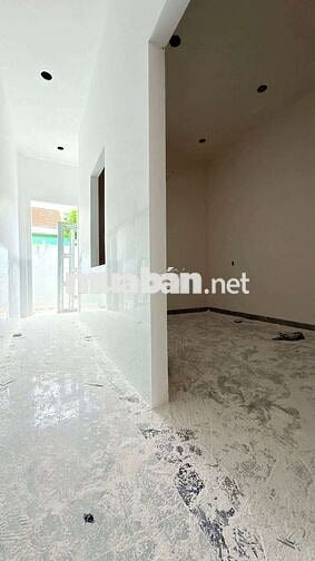 Nhà gần cụm trường học nguyễn thị minh khai dĩ an