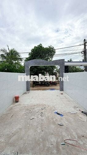 Nhà gần cụm trường học nguyễn thị minh khai dĩ an