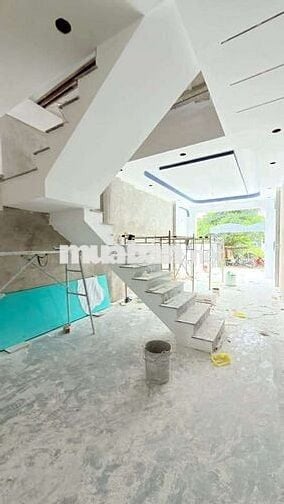 Nhà gần cụm trường học nguyễn thị minh khai dĩ an