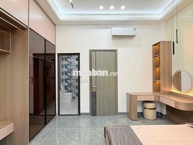 nhà sổ riêng hoàn công. sân ô tô nội thất cao cấp.thuận an