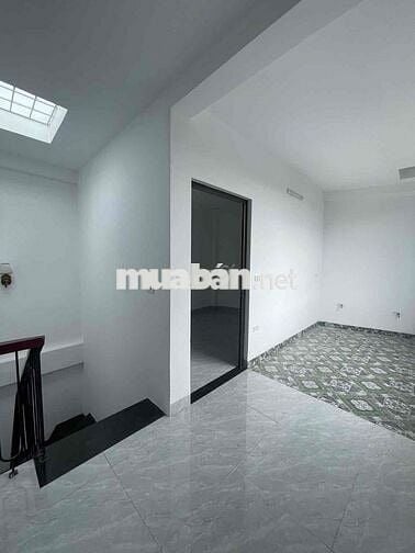 Tầm 90tr/m2 có nhà mới Vĩnh Quỳnh-Oto 30m-Gần phố-66m*3T;3N