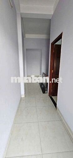 Nhà hoàn công đông hoà dĩ an giá rẻ