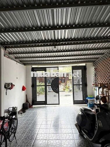 Nhà kdc 5tỷ8 gần BIC (GO) + LTĐH QG + THỦ ĐỨC