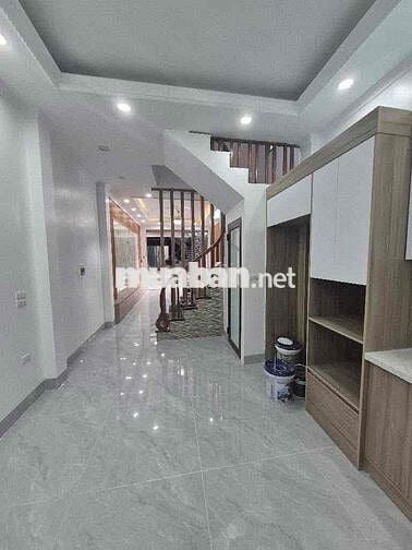 Nhà mới Thọ Am-8m oto-50m ra phố-Ngõ oto thông-70m*4T;MT7m;4N