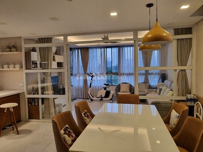 Green Valley 1 căn duy nhất view sân golf giá 10.9ty tl mạnh