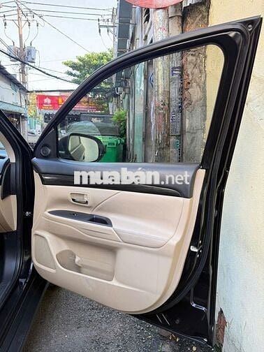 Mitsubishi Outlander 2018 2.0 CVT Premium 72000km