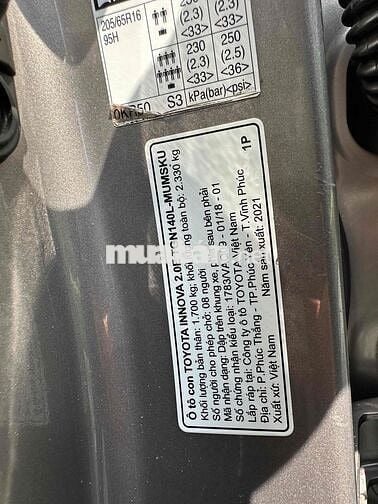 Toyota Innova E 2021 Số sàn 7c màu đồng ánh kim