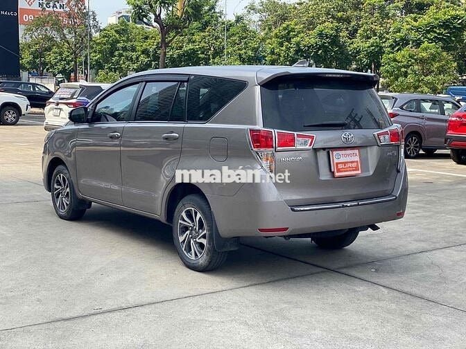 Toyota Innova 2021 E 2.0 MT - 87000 km