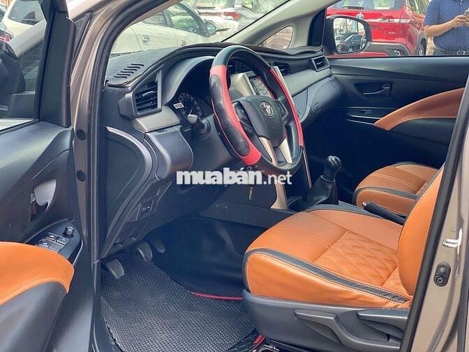 Toyota Innova 2021 E 2.0 MT - 87000 km