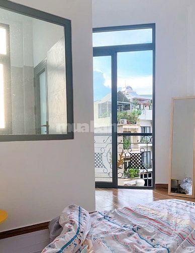 🌇48m2 nhà 5 lầu 6pn 7wc cách mạng tháng 8 