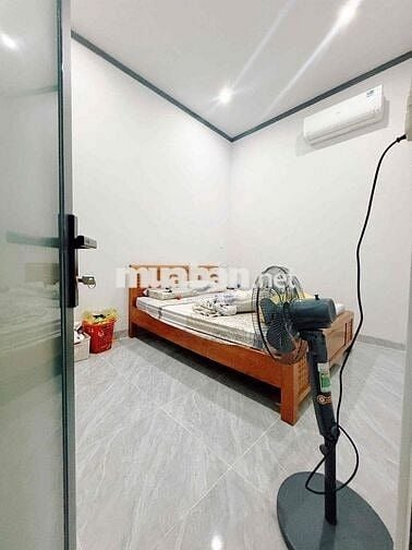 Bán Nhà Mới Sổ Riêng Hoàn Công Full Nội Thất Cổng 11 Phước Tân