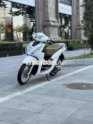 Honda Vision 2023 Cao cấp Smartkey Trắng 29H2