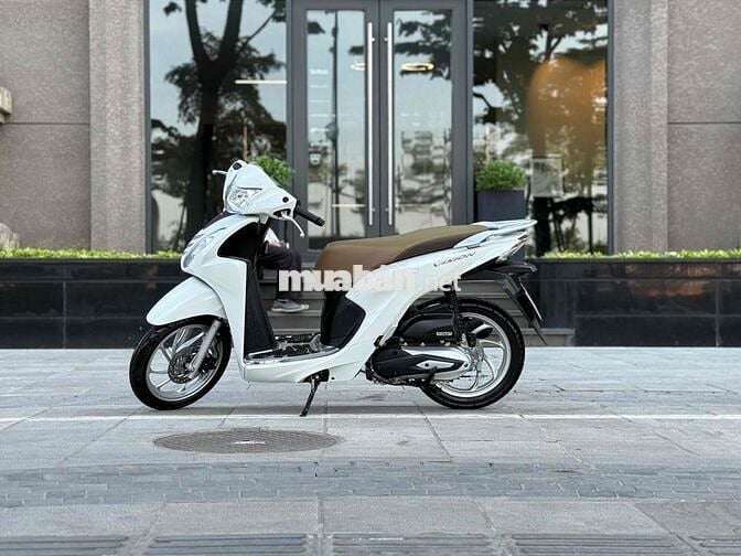 Honda Vision 2023 Cao cấp Smartkey Trắng 29H2