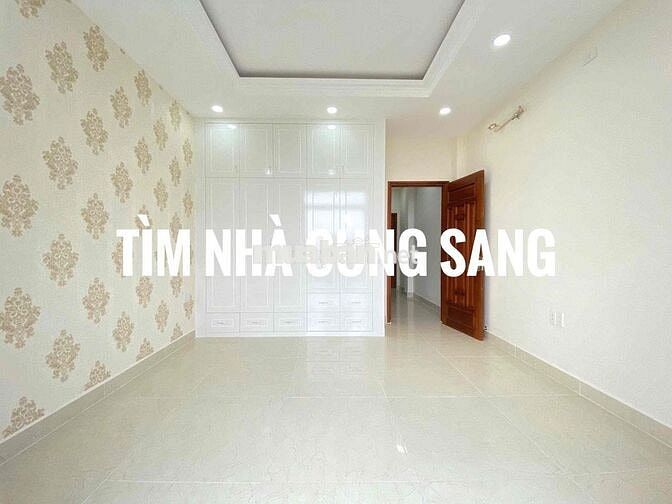 NHÀ ĐẸP ĐƯỜNG TẢI QUAY ĐẦU, 3 LẦU, 4PN+ MÁY LẠNH, SÂN Ô TÔ, GIGAMALL,
