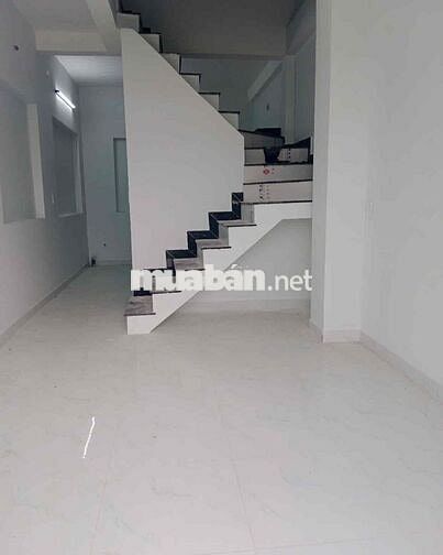 CHỈ 830TR SỠ HỮU NGAY NHÀ PHỐ 60M2 Ở NGÃ BA ĐỨC HOÀ