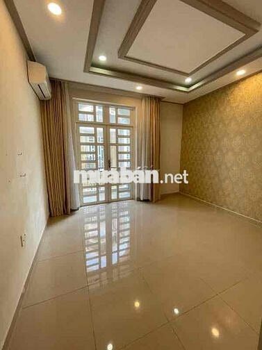 NHÀ ĐẸP ĐƯỜNG TẢI QUAY ĐẦU, 3 LẦU, 4PN+ MÁY LẠNH, SÂN Ô TÔ, GIGAMALL,