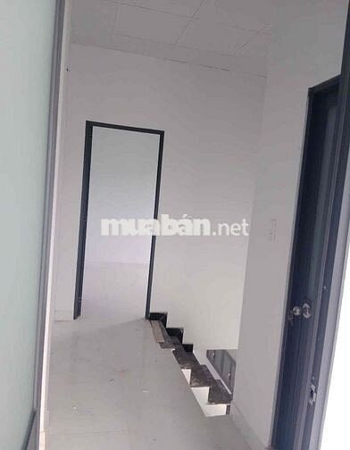 CHỈ 830TR SỠ HỮU NGAY NHÀ PHỐ 60M2 Ở NGÃ BA ĐỨC HOÀ