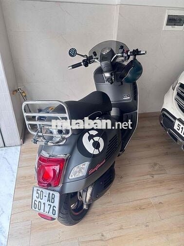 Piaggio Vespa 300cc Xám 38381 km