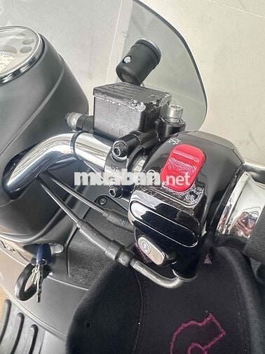 Piaggio Vespa 300cc Xám 38381 km